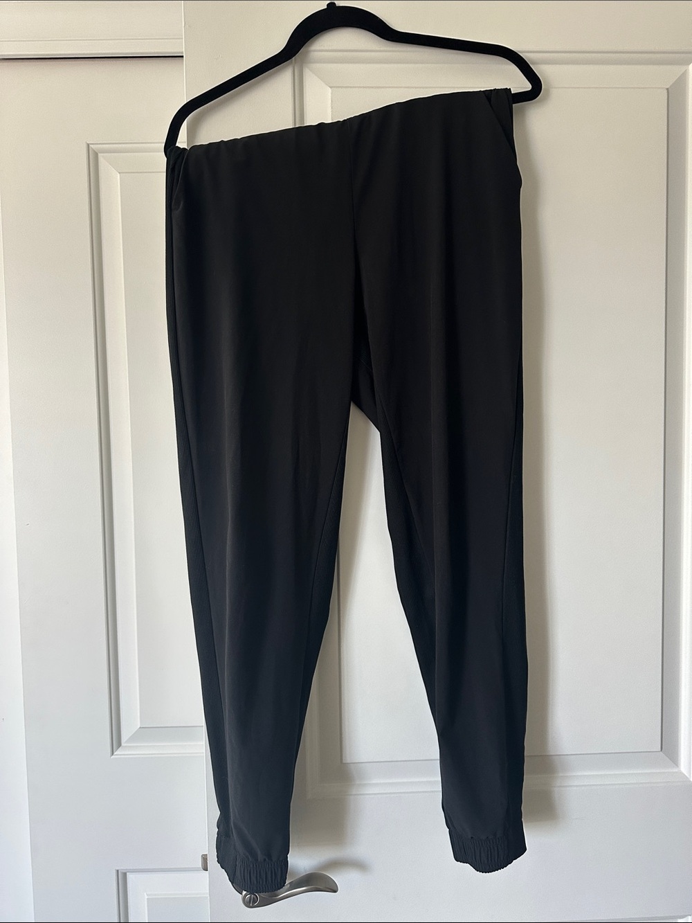 Athleta Brooklyn Jogger Black Elastic-Waist Active Pants